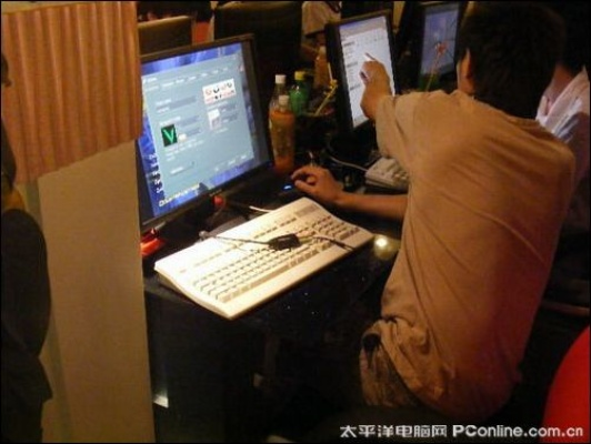 wcg2009,你觉得十年前在网吧最流行的是什么游戏