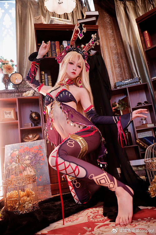 中国COS女神还原《剑星》伊芙，绝美演绎新风尚