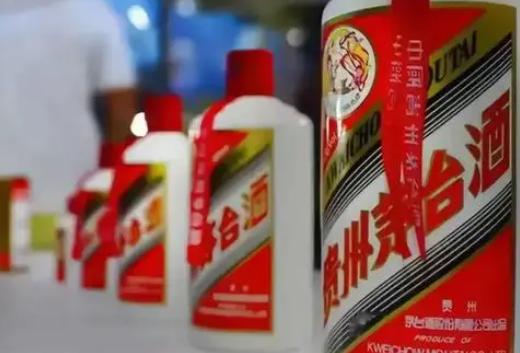 茅台批价狂飙1700元/瓶,经销商感叹需求爆表,飞天茅台新高峰! 茅台批价狂飙1700元/瓶,经销商感叹需求爆表,飞天茅台新高峰!