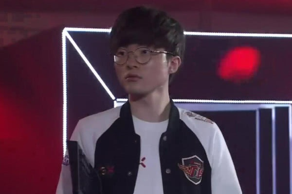 Faker2026春季赛的沙皇细节有多恐怖?看完我改掉了3个坏习惯 Faker2026春季赛的沙皇细节有多恐怖?看完我改掉了3个坏习惯
