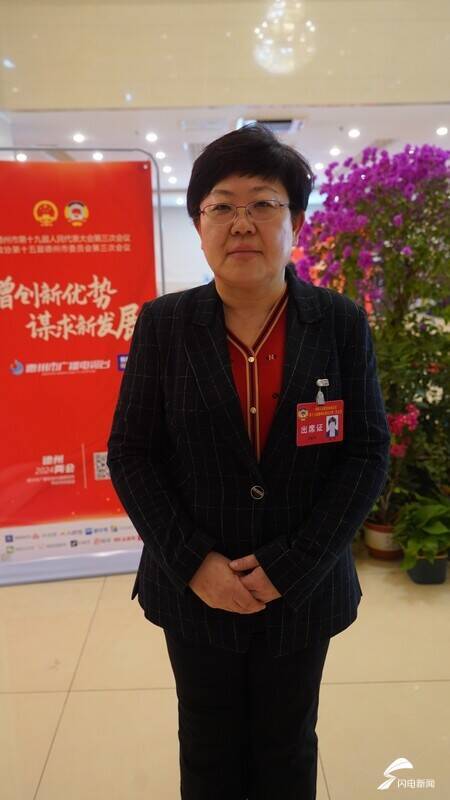 申智官宣喜结良缘，小7岁男友引热议，风评逆袭新篇章