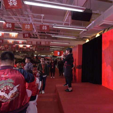 小米YU9即将亮相！高管发文暗示预热，科技盛宴即将开启