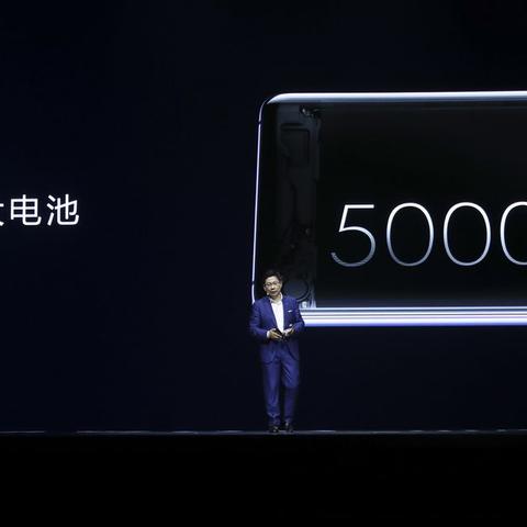 华为Mate 80热销夺冠,1月市场份额激增至18.6%,领跑行业新高峰 华为Mate 80热销夺冠,1月市场份额激增至18.6%,领跑行业新高峰