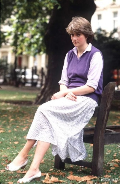 裸足之谜：戴安娜设计灵感，探寻《识质存在》新价值