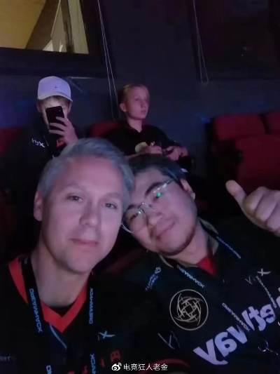 吉尼斯杨老头外孙同框，5E《CS》前50高手新传奇诞生！