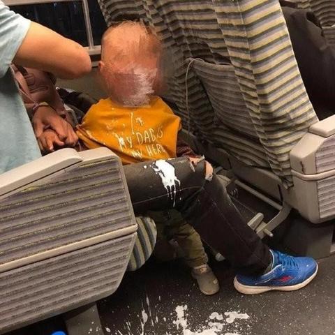 地铁女孩为何成游戏圈隐形流量密码？我用3款爆款拆解玩家共情的底层逻辑