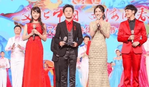 辽视春晚六冠主持刘心悦39岁惊艳春晚新秀 辽视春晚六冠主持刘心悦39岁惊艳春晚新秀