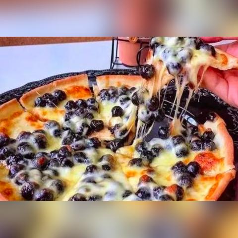 5小时狂揽500万杯奶茶，千问登顶APP Store，奶茶狂潮新纪录！