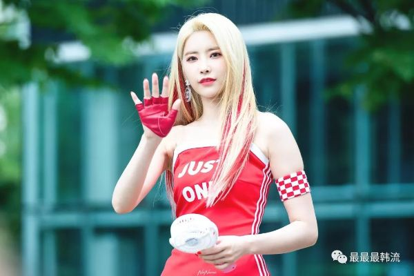 DIA新角色惊艳登场,《第一后裔》更新引期待,魅力升级! DIA新角色惊艳登场,《第一后裔》更新引期待,魅力升级!