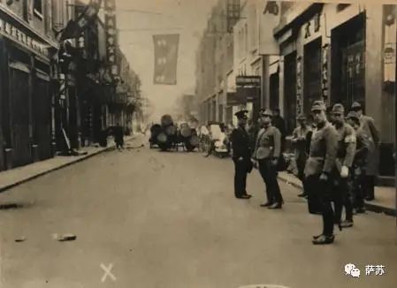 八佰真实历史解密，四行仓库档案vs电影艺术还原度真相