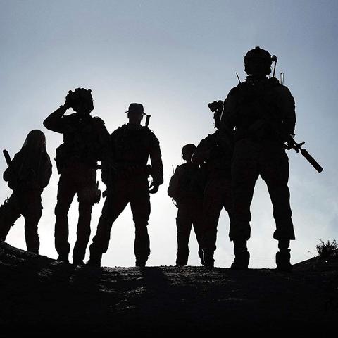 COD4还在玩？2024年现役玩家亲测武器配置与战术复盘