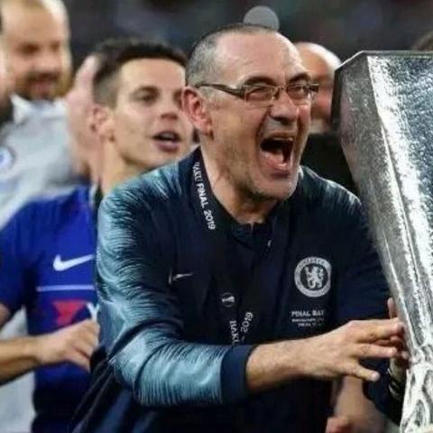 《巅峰守卫》两周发售，团队解雇危机下新价值浮现