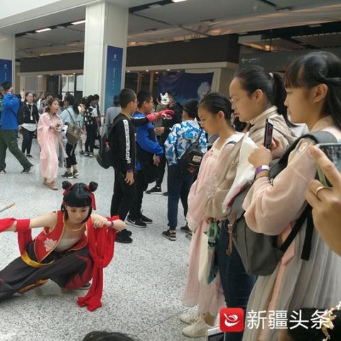 七夜娃娃绝版了？2025最新获取渠道与实战保命技巧全解析