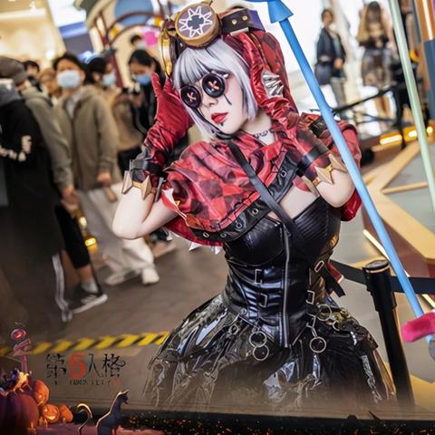 《零红蝶RE》21分钟实机揭秘:沉浸式体验新高度! 《零红蝶RE》21分钟实机揭秘:沉浸式体验新高度!