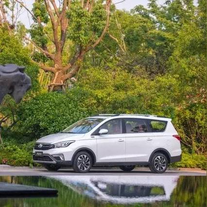 一夜10辆车被砸惨！2025年最新停车防盗实战地图与理赔全攻略