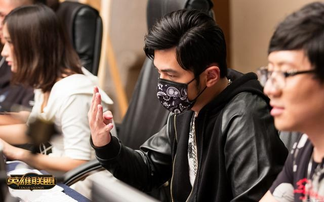 周杰伦联手《LOL》改皮大揭秘：全新视觉体验震撼来袭