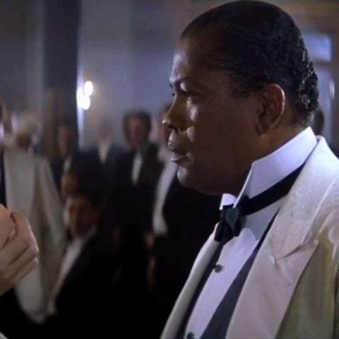 车主怒斥：追尾事故后车自放音乐，揭秘新式“挑衅”行为