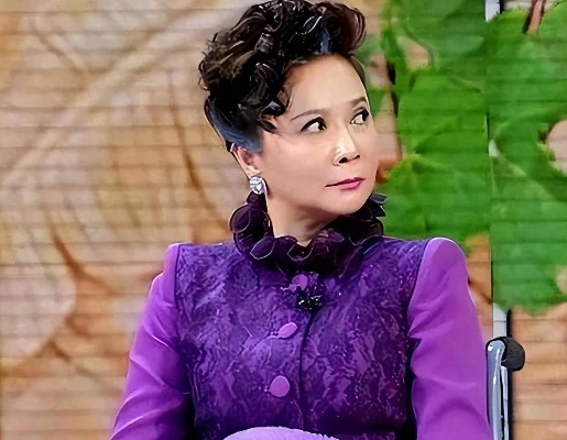 30年后蔡明与机器人再续前缘，松延动力亮相春晚小品引关注