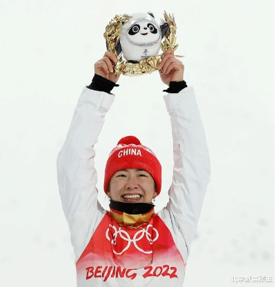 冬奥冠军徐梦桃亮相浪姐，唱跳舞台与赛场皆书写精彩冠军答卷