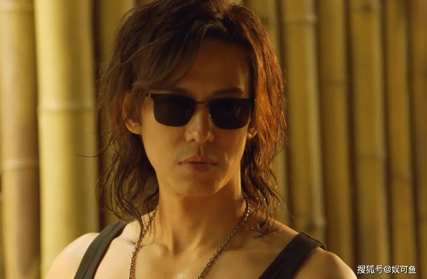 杰洛特吐槽女角色爱情体验，特莉丝真就只是炮友？