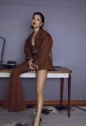 被波多野结衣新图美到!俯视角独特观感,谁看了不说赞 被波多野结衣新图美到!俯视角独特观感,谁看了不说赞