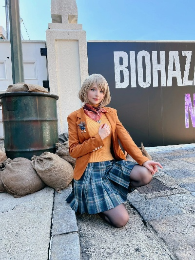 体模小姐姐超神COS，碍事梨一秒变身格蕾丝，还原度暴击！