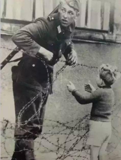 因Switch被养父没收,美国11岁男孩竟开枪将其射杀! 因Switch被养父没收,美国11岁男孩竟开枪将其射杀!