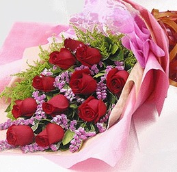 一束红玫瑰绝密刷取攻略，3小时速刷200朵的隐藏机制与高价交易内幕