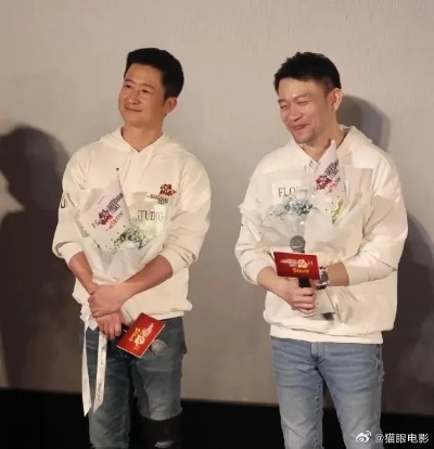 吴京八块腹肌引郭帆关注，郭帆包场镖人力挺吴京创作