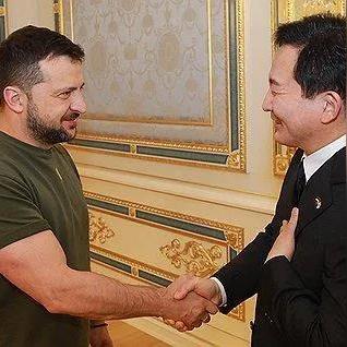 CF大区绑定类型搞不懂?2025最新绑定规则与换区秘籍曝光 CF大区绑定类型搞不懂?2025最新绑定规则与换区秘籍曝光