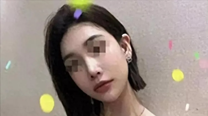 SweetBaby前员工自曝，工作时遭骚扰，男人们目光如影随形