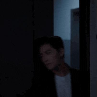 "演员逼真到根本看不出来是AI"登热搜 引发行业变革