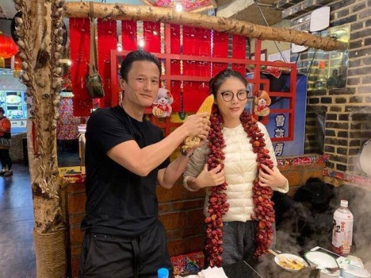 徐冬冬尹子维哈尔滨家宴 烟火气温情十足 徐冬冬尹子维哈尔滨家宴 烟火气温情十足