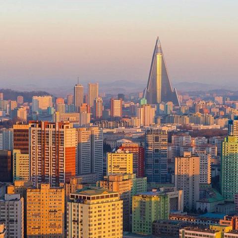 都市，天际线11 周年庆，重温创意城建经典玩法！