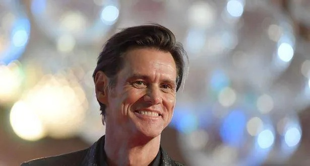 法国凯撒奖主办方正式辟谣 否认金·凯瑞亮相系“克隆人”传闻