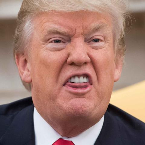 风骚律师演员爆料,如今成亚马逊快递员,这工作简直糟透了 风骚律师演员爆料,如今成亚马逊快递员,这工作简直糟透了