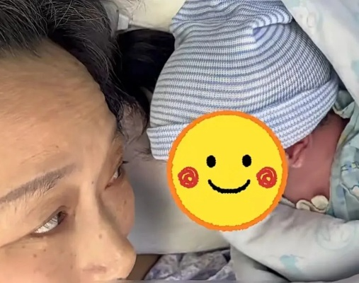 63岁女子顺产5.6斤女婴 此前儿子35岁不幸离世 63岁女子顺产5.6斤女婴 此前儿子35岁不幸离世