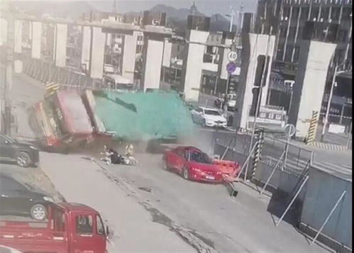 女子逆行还狂言小区都逆行,网友,一人挑翻整个小区! 女子逆行还狂言小区都逆行,网友,一人挑翻整个小区!