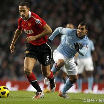 足球皇帝后防坚如磐石，决胜千里之姿引领赛场风云！