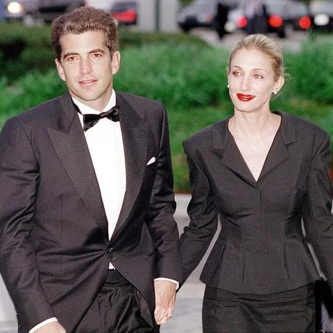 玩家必看!里昂・肯尼迪历代造型,究竟哪一版才是真正的天花板? 玩家必看!里昂・肯尼迪历代造型,究竟哪一版才是真正的天花板?