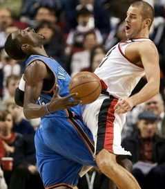 体坛篮球经理2新手逆袭指南，2026实战阵容模板与薪资帽运营黄金法则