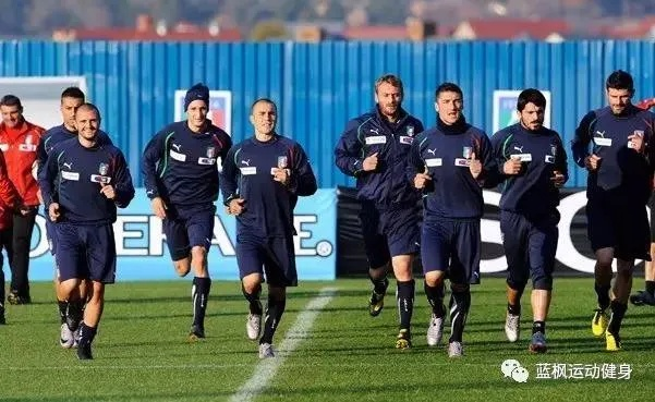 惊讶！原来球队经理热身背后藏着这些不为人知的事儿！