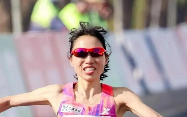 曾是最快护士的张水华辞职专职跑步，现已签约多个代言