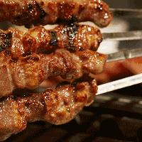 惊！网红大肉串20元1串，批发价仅4.5元，竟是纯鸭肉加羊油制成