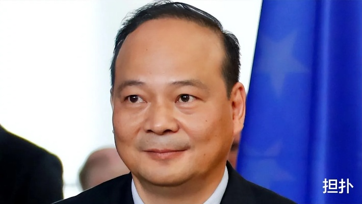 宁德时代曾毓群分红81亿,竟比10家车企利润总和还多! 宁德时代曾毓群分红81亿,竟比10家车企利润总和还多!