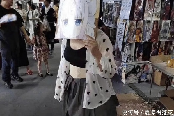 百万粉丝Coser翻车!租借Cos服污损报废 业内称是惯犯