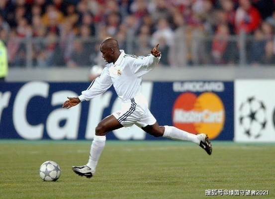 马克莱莱掌控全场，如球场指挥官般高效调度主宰战局！