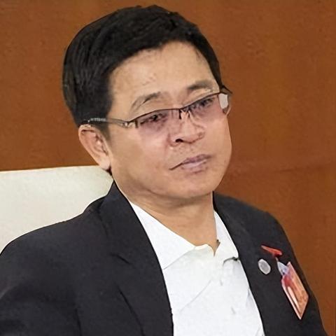 别再乱搜传奇外传私服网!内行人才懂的版本匹配与开服预判技巧 别再乱搜传奇外传私服网!内行人才懂的版本匹配与开服预判技巧