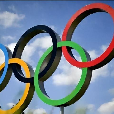 悉尼少女自揭六年级穿32DD，曾因丰满身材深陷自卑漩涡