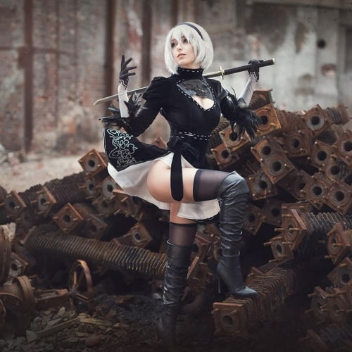 里昂成小姑娘了!惊艳COSER出性转里昂:英姿飒爽 里昂成小姑娘了!惊艳COSER出性转里昂:英姿飒爽